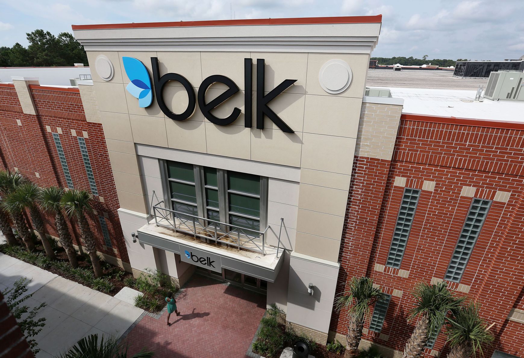Belk’s profit slides, sales edge up (copy)